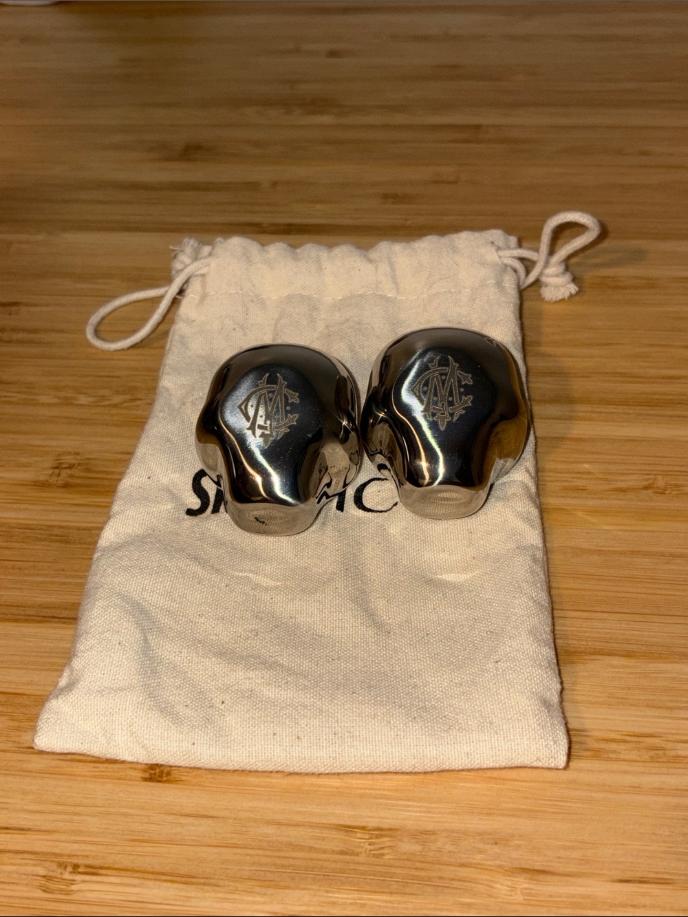 Magic Castle Skull Whiskey Stones - Silver Reusable Chillers Halloween Steel - Picture 4 of 6